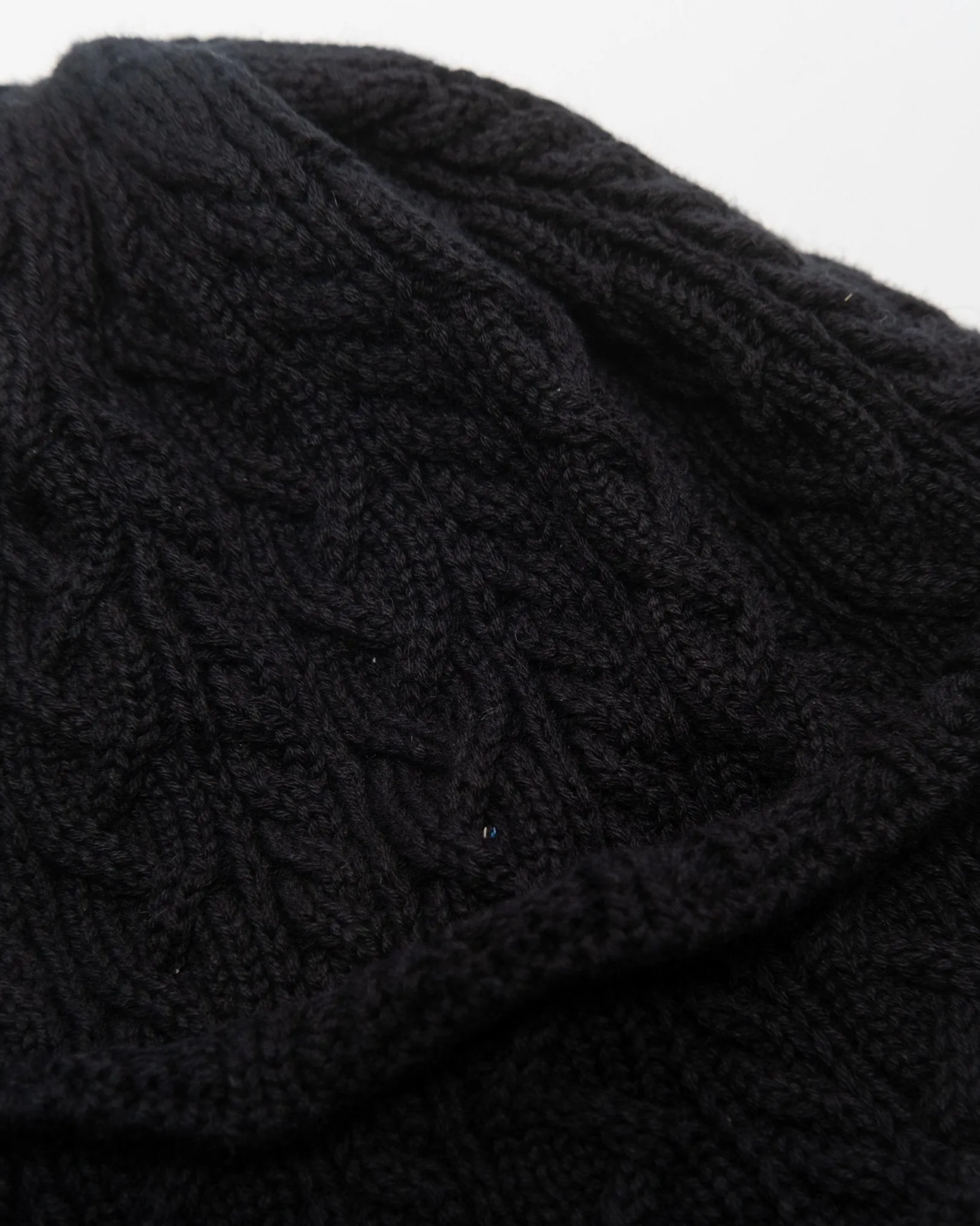 Fisherman Cable Knit Hat Black