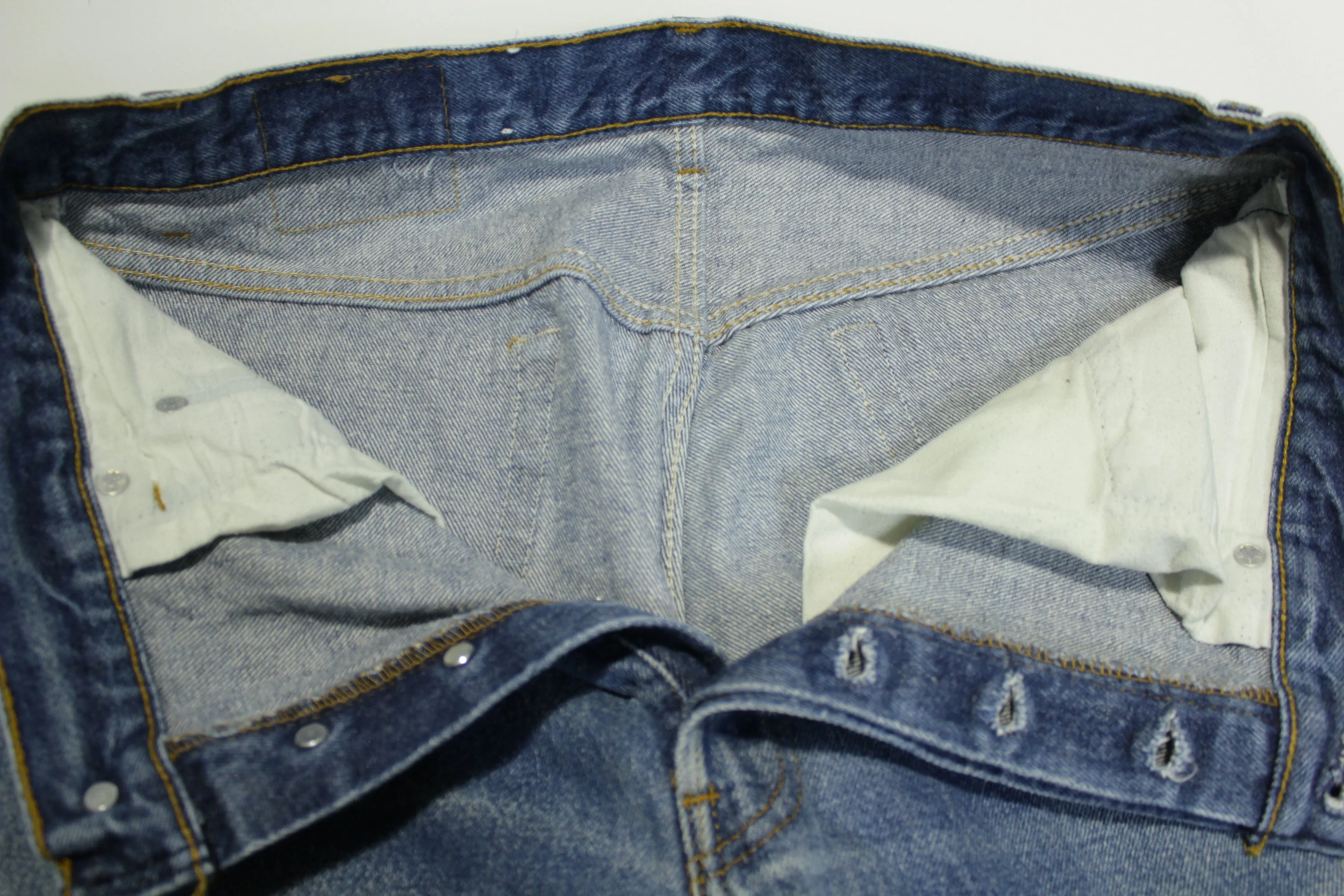 Levis 501xx Vintage 80's Made in USA Denim Blue Jeans